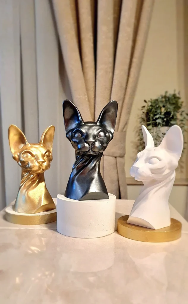 Sphynx Cat Statue